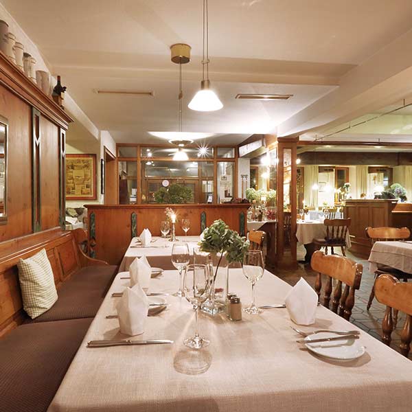 Restaurant Hotel Roter Ochsen Restaurant Roter Ochsen in Lauchheim